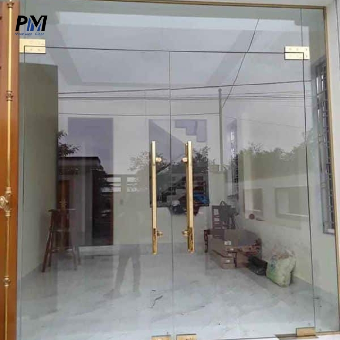 Đồng phục tốt nghiệp
